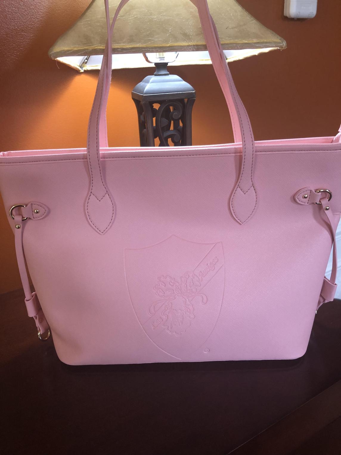 Las Amigas Custom Leather-Like Shield Purse-LOWEST PRICE OF THE YEAR!