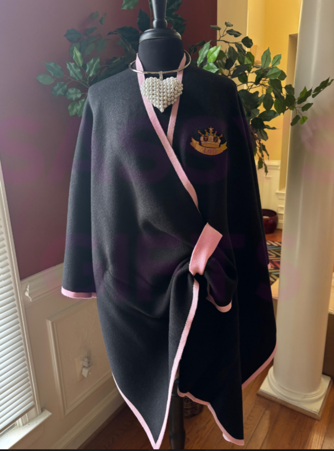 TLOD Black Shawl